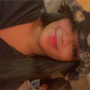 Meet Posher LIAH B🌸